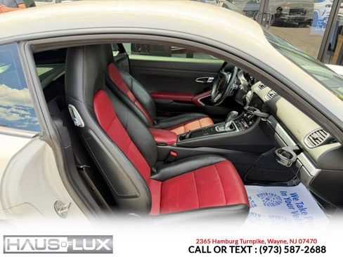 Used 2018 Porsche 718 Cayman RWD image 20