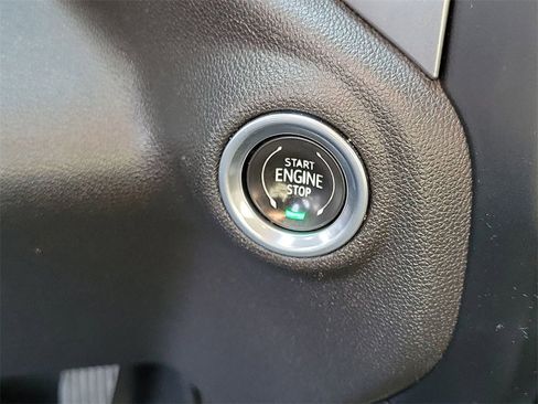 Used 2020 Chevrolet Silverado 1500 LT Trail Boss w/ Convenience Package image 16