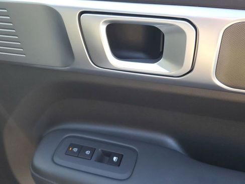 Used 2025 Hyundai Santa Fe XRT image 48