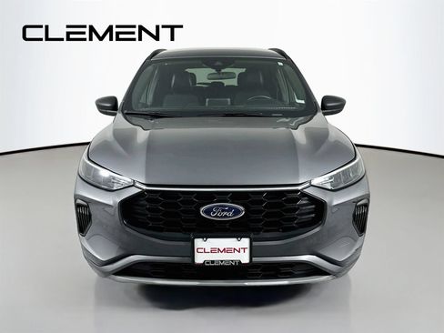 Certified 2024 Ford Escape ST-Line AWD/4WD image 3