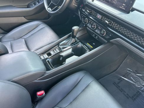 Used 2025 Honda Accord Sport image 15