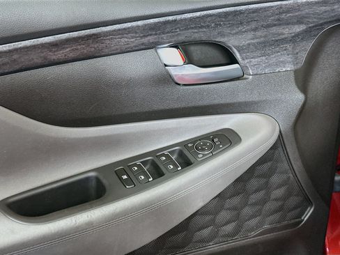 Used 2020 Hyundai Santa Fe SE w/ Cargo Package FWD image 15