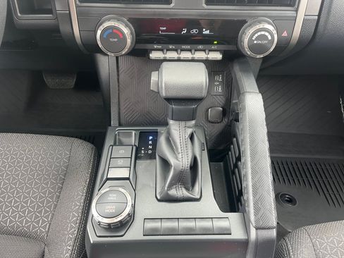 Used 2026 Toyota 4Runner SR5 RWD image 22
