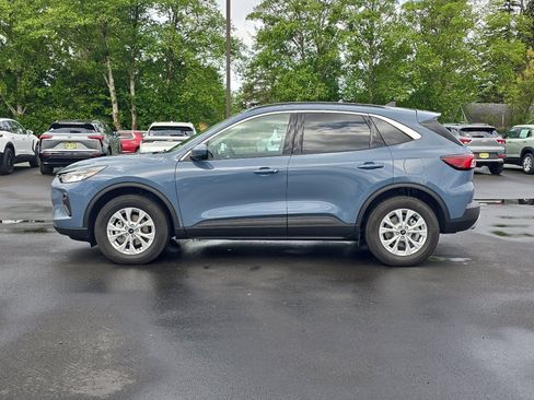 Used 2024 Ford Escape Active w/ Tech Pack #2 AWD/4WD image 6