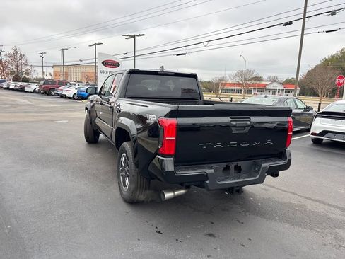 New 2025 Toyota Tacoma TRD Sport image 3