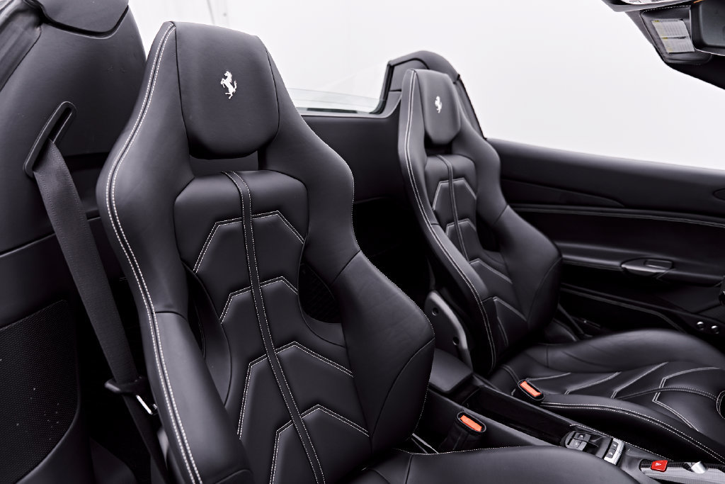 Used 2018 Ferrari 488 Spider RWD image 61