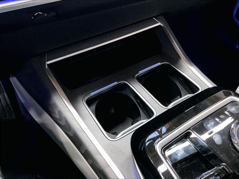 Certified 2025 BMW 760i xDrive AWD/4WD image 34