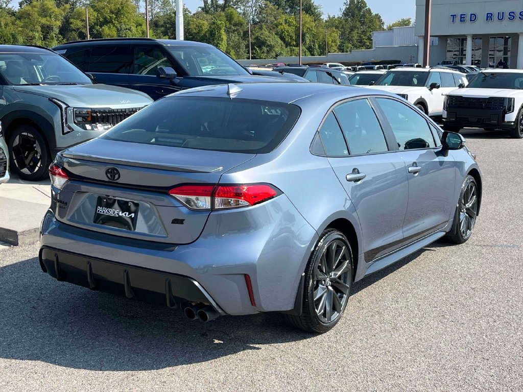 Used 2025 Toyota Corolla SE FWD image 23