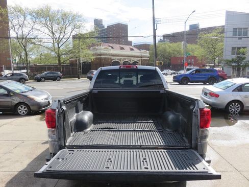 Used 2010 Toyota Tundra Limited image 9