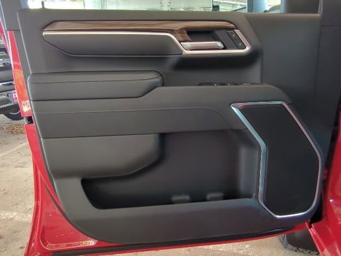 New 2025 Chevrolet Silverado 2500 LT w/ Texas Edition image 17