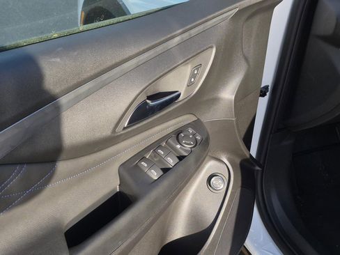 New 2026 Buick Envista Sport Touring w/ Convenience I Package FWD image 10