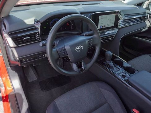 Certified 2025 Toyota Camry LE image 10