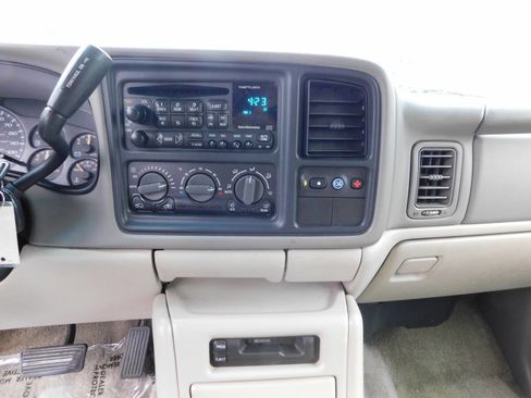 Used 2002 GMC Yukon XL SLT image 13
