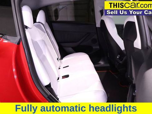 Used 2022 Tesla Model Y Performance AWD/4WD image 24