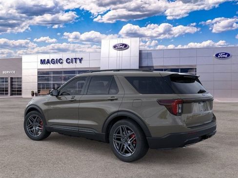 Used 2026 Ford Explorer ST-Line w/ ST-Line Street Pack AWD/4WD image 4