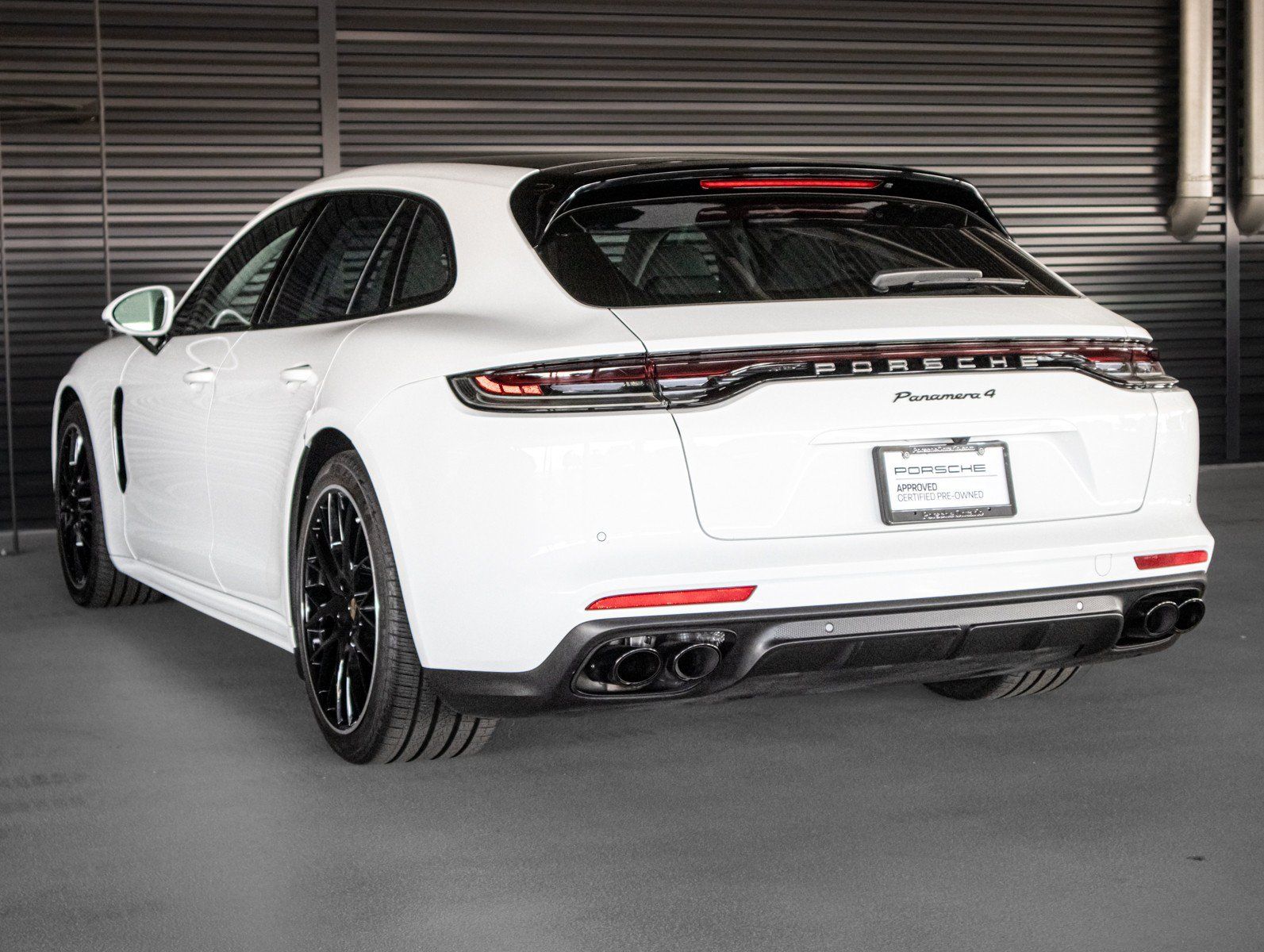Certified 2023 Porsche Panamera 4 w/ Premium Package AWD/4WD image 3