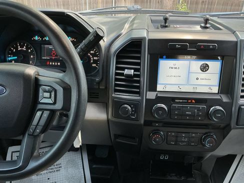 Used 2018 Ford F150 XLT w/ Equipment Group 302A Luxury AWD/4WD image 23