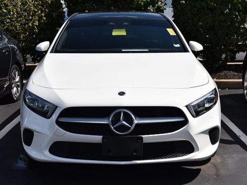 Used 2019 Mercedes-Benz A 220 4MATIC image 3