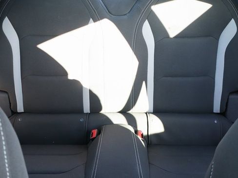 Used 2020 Chevrolet Camaro LT image 29