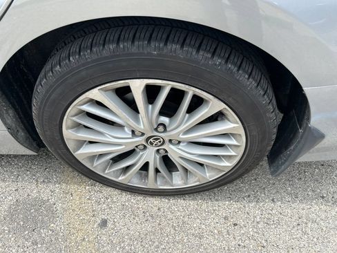 Used 2020 Toyota Camry XLE w/ Driver Assist Package FWD image 15