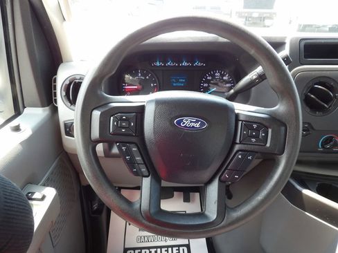 Used 2024 Ford E-450 and Econoline 450 Super Duty w/ Power Windows & Locks Group RWD image 20