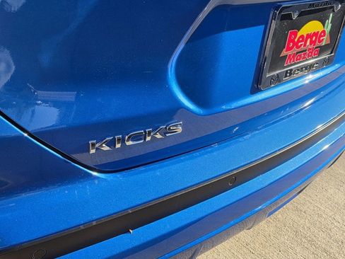 Used 2024 Nissan Kicks S image 9