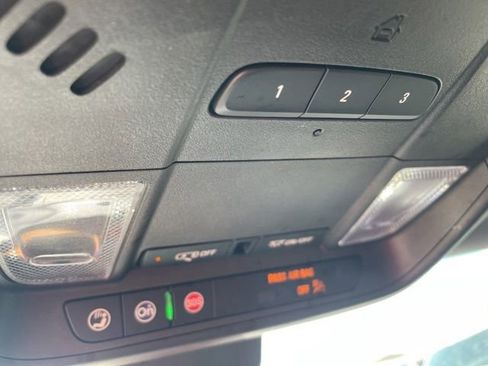 Used 2024 Chevrolet Equinox Premier w/ Redline Edition FWD image 23