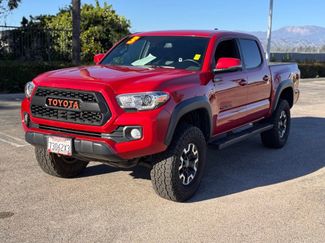 Used 2023 Toyota Tacoma TRD Off-Road video 4