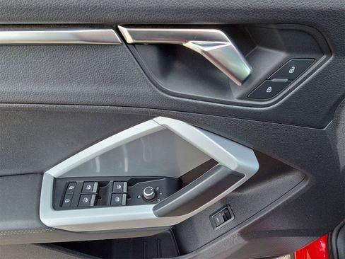 Used 2023 Audi Q3 2.0T Premium w/ 19" Wheel Package image 15