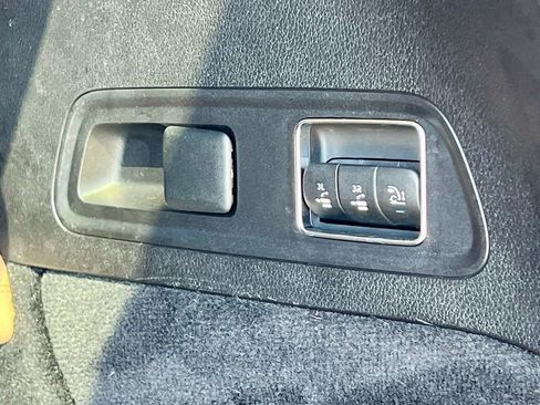 Certified 2024 Mercedes-Benz GLS 580 4MATIC image 46