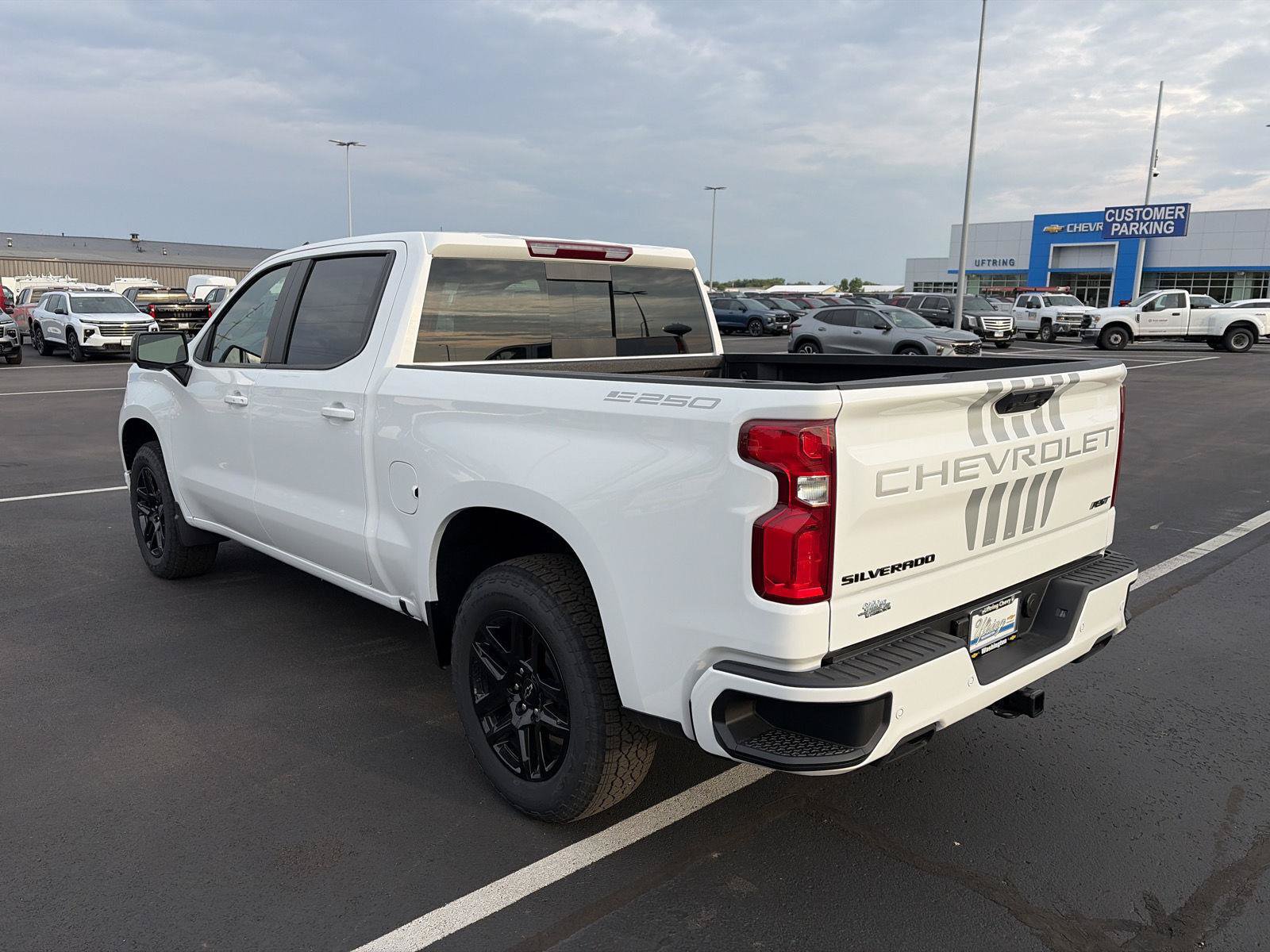 New 2026 Chevrolet Silverado 1500 RST w/ RST All Star Premium Package AWD/4WD image 8