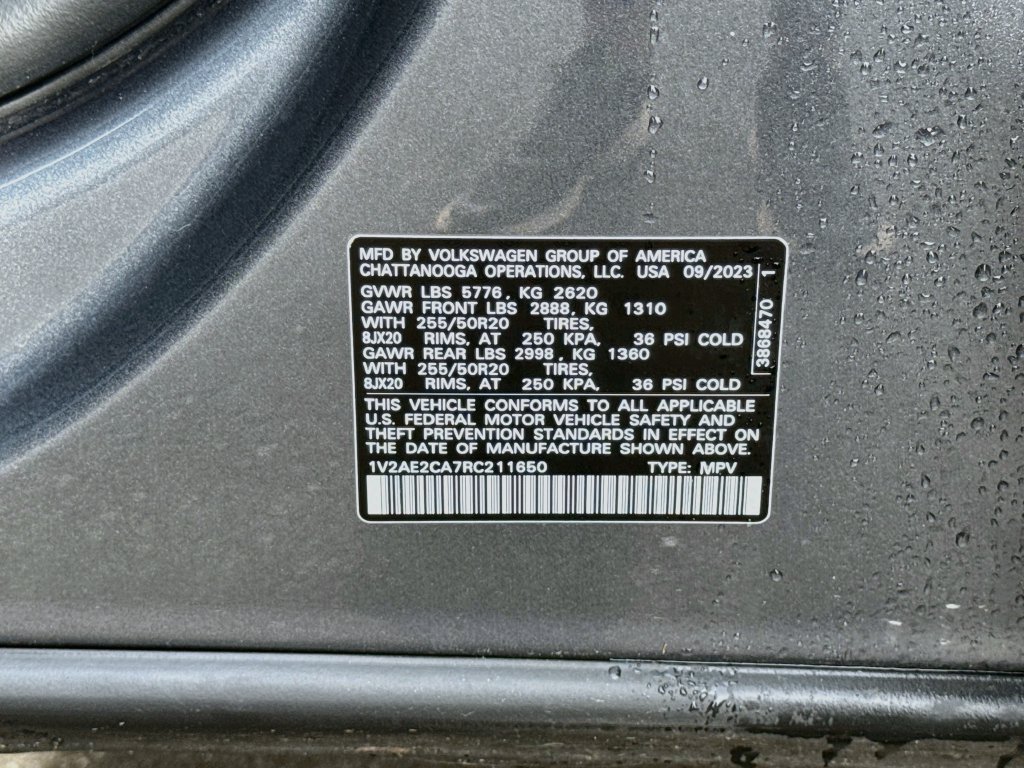 Used 2024 Volkswagen Atlas Cross Sport SEL R-Line AWD/4WD image 11