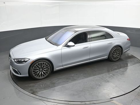 Used 2022 Mercedes-Benz S 580 4MATIC Sedan image 35