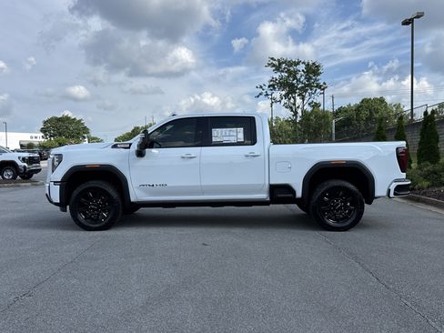 New 2026 GMC Sierra 2500 AT4 w/ AT4 Premium Plus Package AWD/4WD image 7