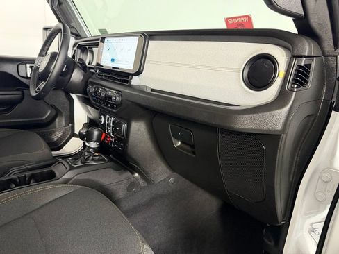 Used 2025 Jeep Wrangler Unlimited Sport S 4xe AWD/4WD image 30