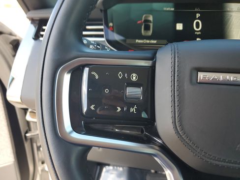 Used 2024 Land Rover Range Rover Sport SE image 22