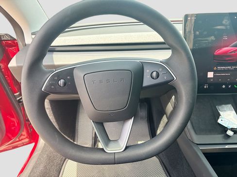 Used 2025 Tesla Model 3 Long Range RWD image 10