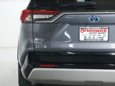 Used 2024 Toyota RAV4 XSE w/ Advanced Technology Package AWD/4WD image 46