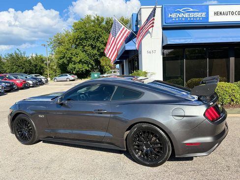Used 2015 Ford Mustang GT Premium RWD image 17