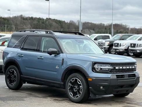 Certified 2025 Ford Bronco Sport Outer Banks w/ Outer Banks Tech Package+ image 38