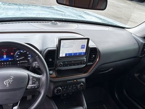 Used 2023 Ford Bronco Sport Outer Banks w/ Tech Package image 12