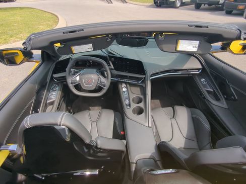 Used 2026 Chevrolet Corvette Stingray Preferred Conv w/ Z51 Performance Package image 21