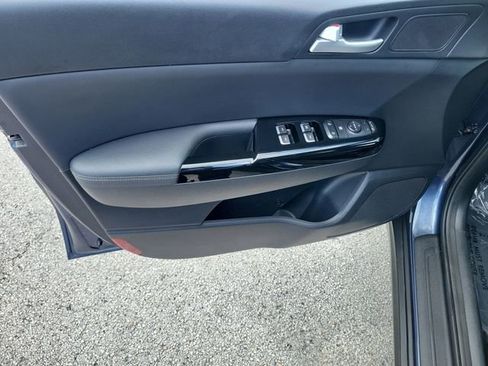 Used 2020 Kia Sportage EX FWD image 22