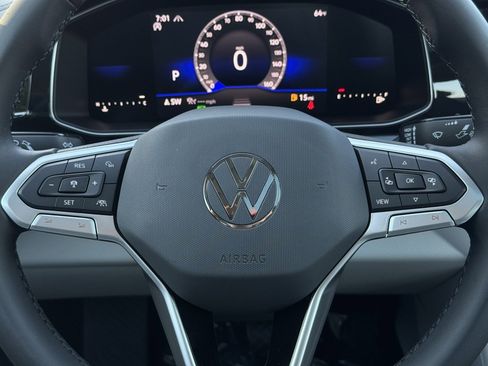 New 2025 Volkswagen Jetta SE image 28