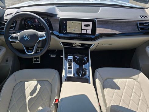 New 2026 Volkswagen Atlas SEL Premium R-Line AWD/4WD image 19