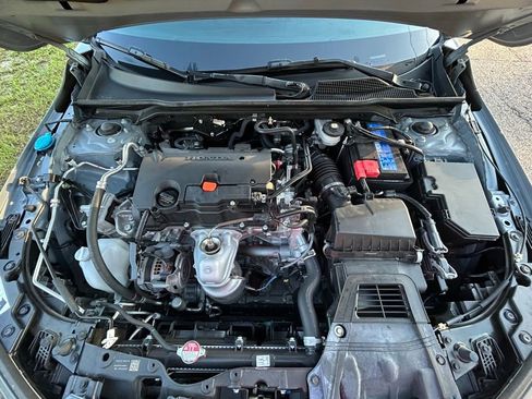 Used 2024 Honda Civic Sport image 12