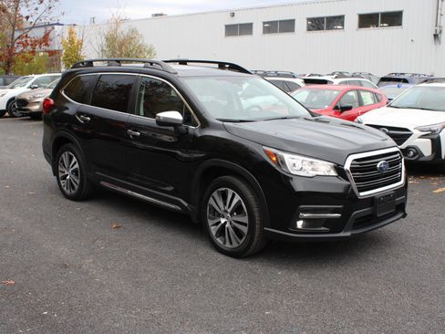 Used 2022 Subaru Ascent Touring image 3