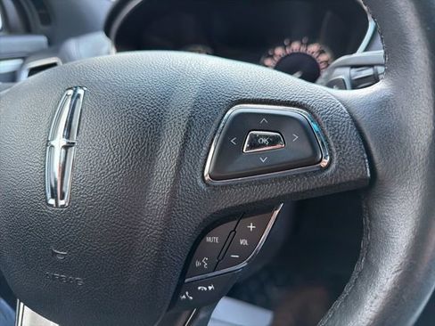 Used 2016 Lincoln MKX Premiere FWD image 28