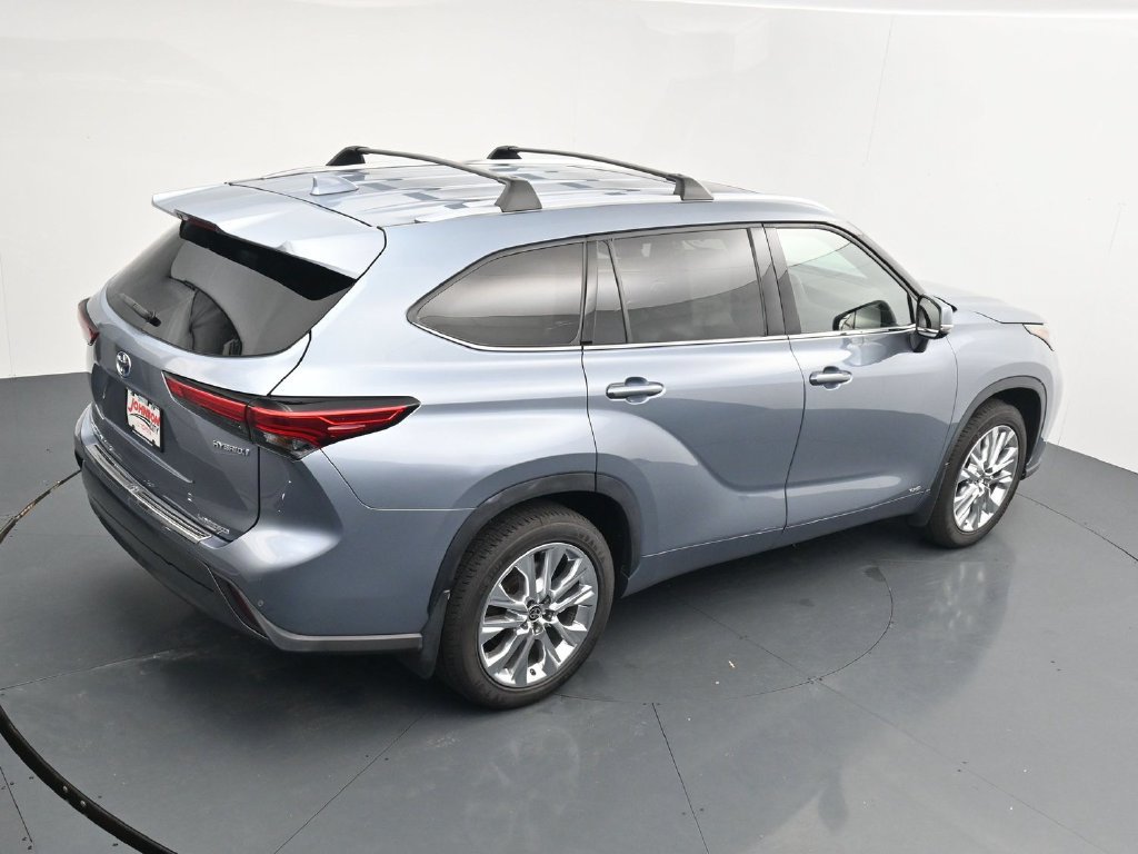 Used 2023 Toyota Highlander Limited AWD/4WD image 30