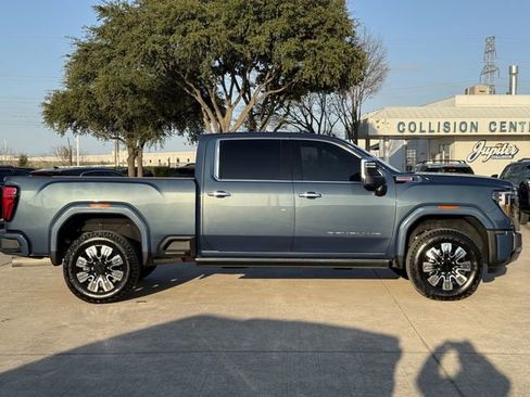 Used 2025 GMC Sierra 2500 Denali w/ Denali Reserve Package image 3